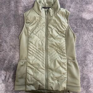 All in motion girls puffer vest